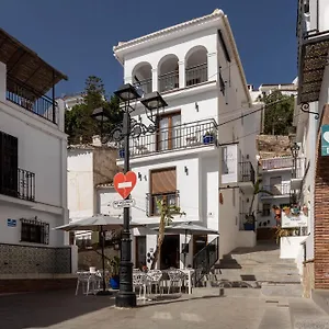 Bed and breakfast Olive & Ivy, Canillas de Aceituno